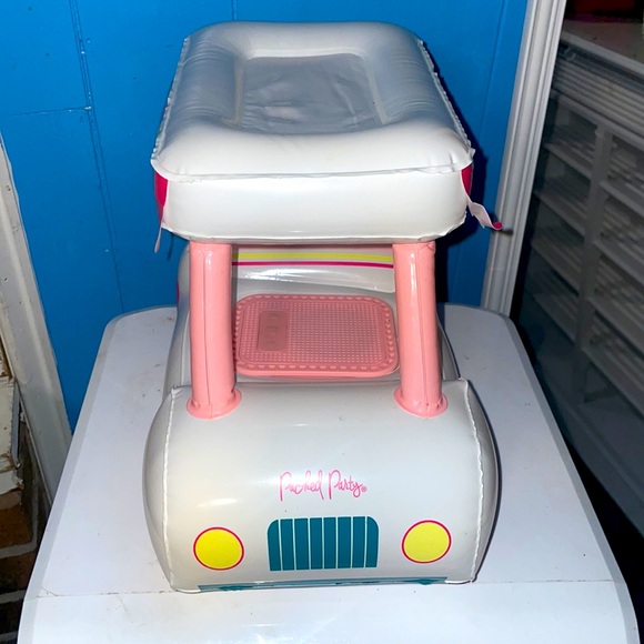 Inflatable Bluetooth Speaker NWOT - Picture 2 of 3